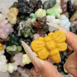 Random 10PCS Multi-material Bee Crystal Carving Wholesale