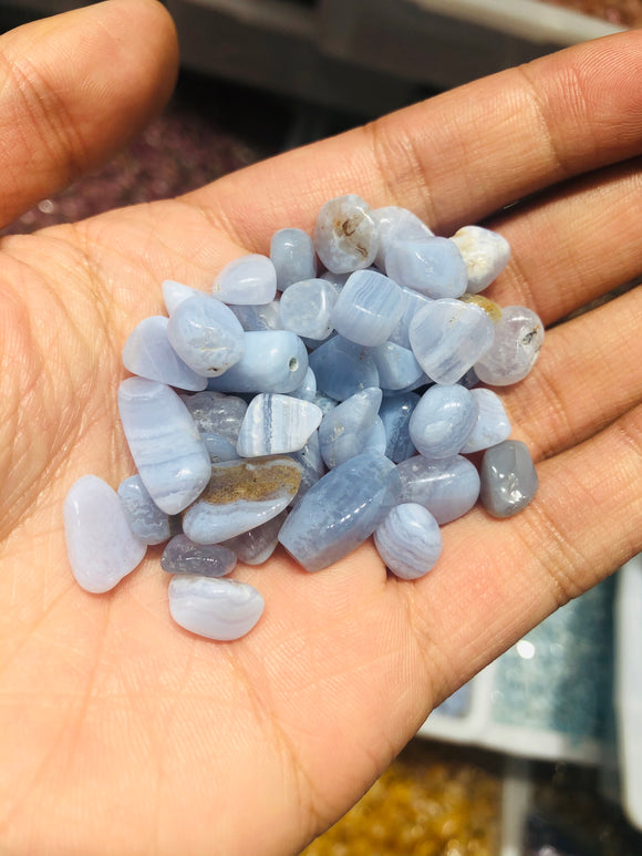 Blue lace agate chips